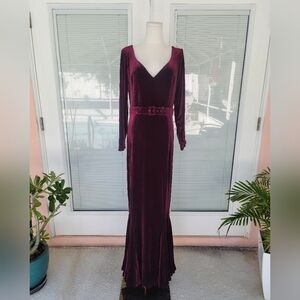 La Femme En Noir Marilyn Gown In Oxblood Velvet Retro Vintage